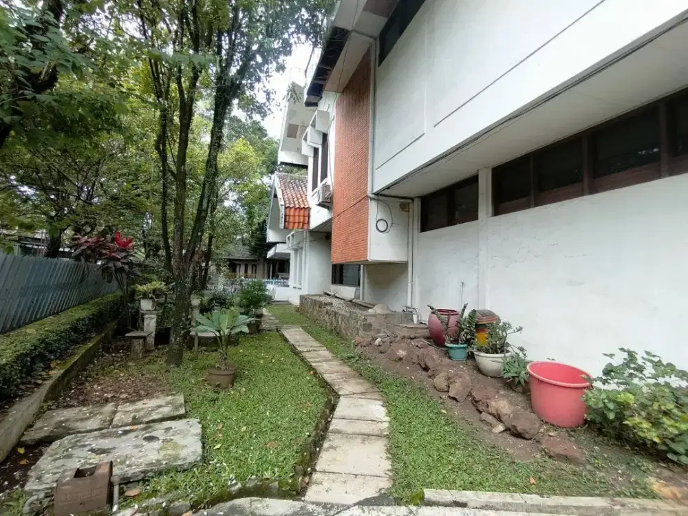 Rumah Lama Terawat Sayap Sunda Naripan Asia afrika Riau dago Bandung
