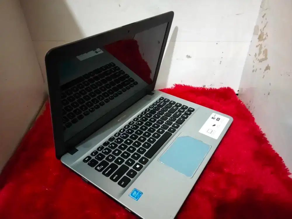 Asus vivobook X441MA/intel N4020/RAM4GB DDR4/SSD 256GB/14inch