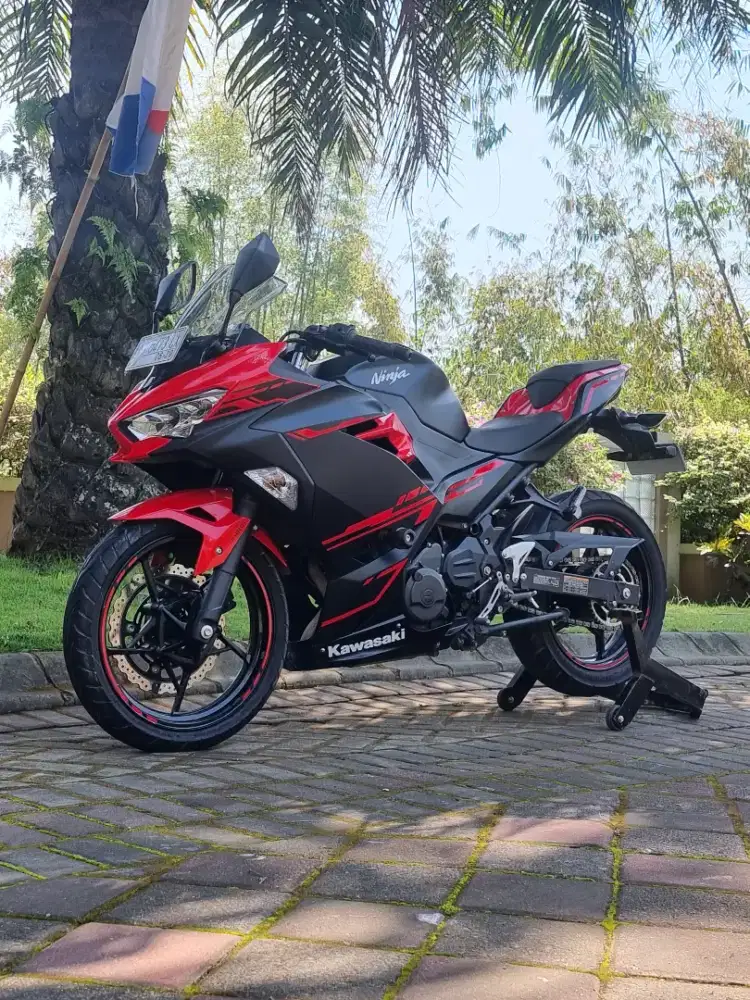 Kawasaki Ninja 250 ABS FI pmk 2019 Odo 6rb AG Kediri Koko Motor