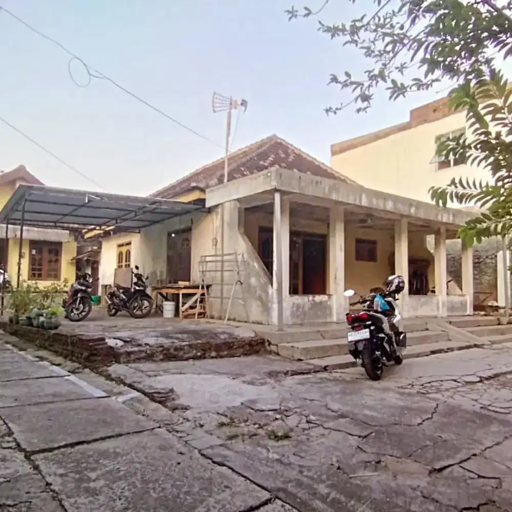 Tanah bonus bangunan rumah layak huni Petoran Jebres Solo
