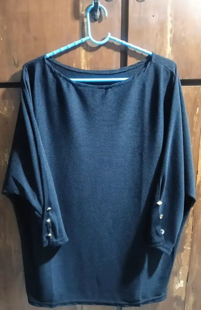 *GAJIAN SALE* Atasan Batwing Inara