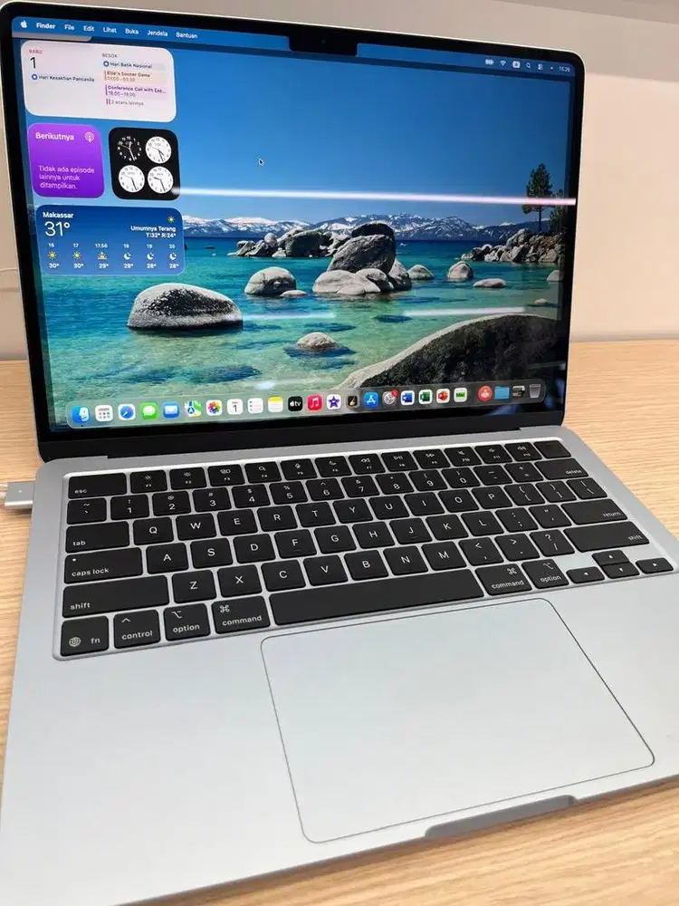 Dijual MacBook Air M4 13 inch 16/512GB