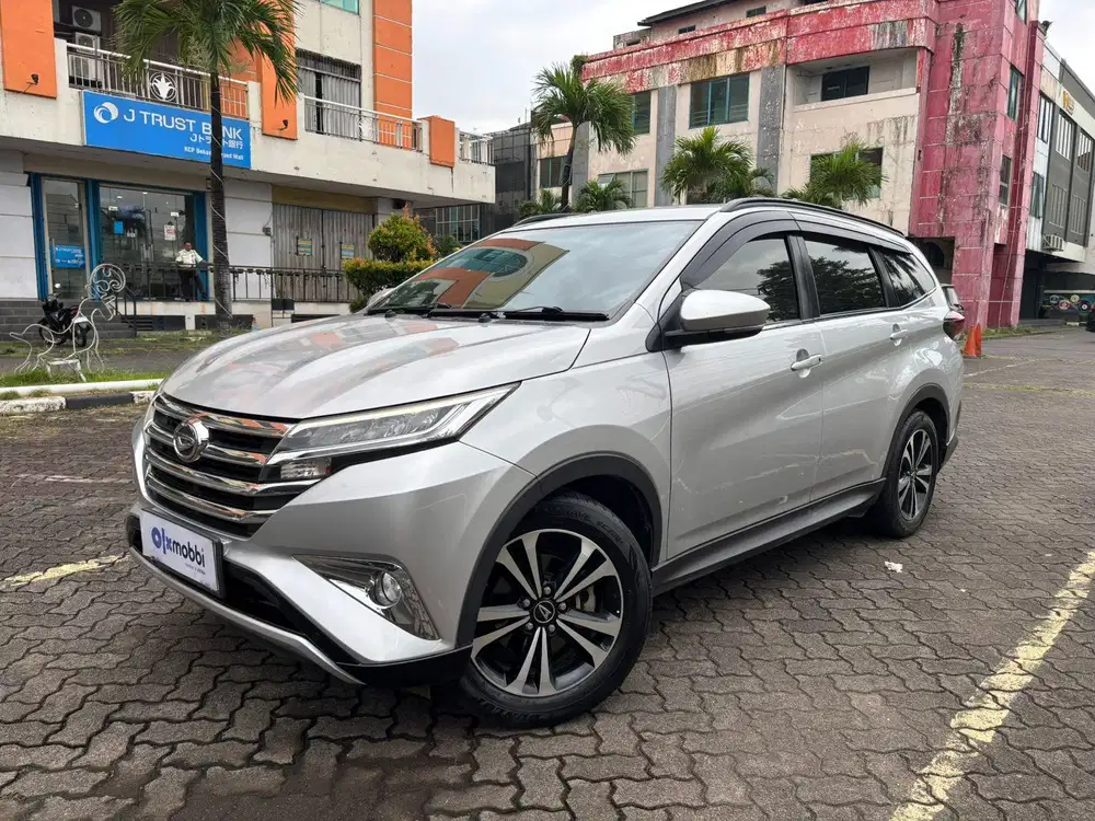 Pajak Panjang - Daihatsu Terios 1.5 R Bensin-MT 2018