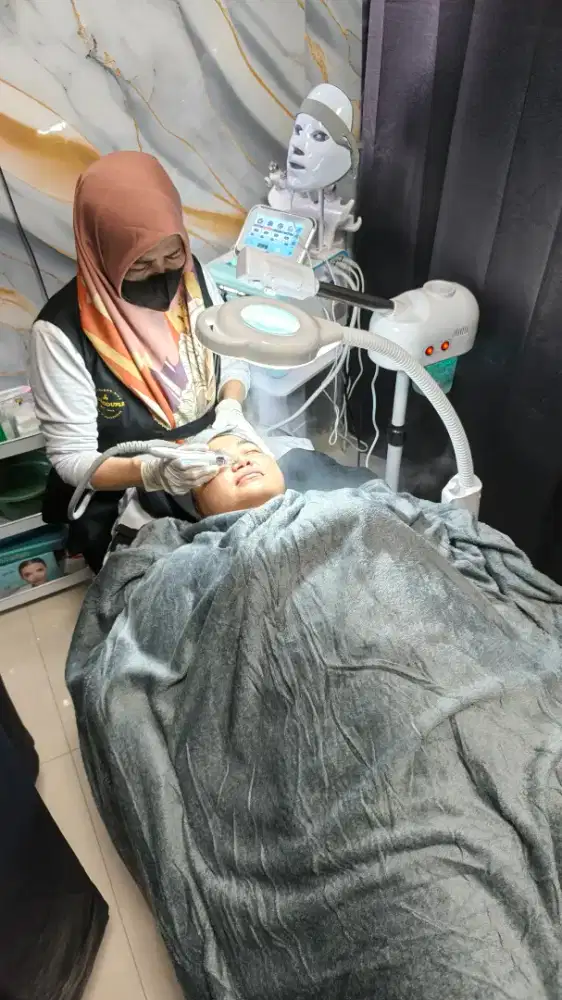 Lowongan Kerja Terapis Kecantikan Salon Wanita