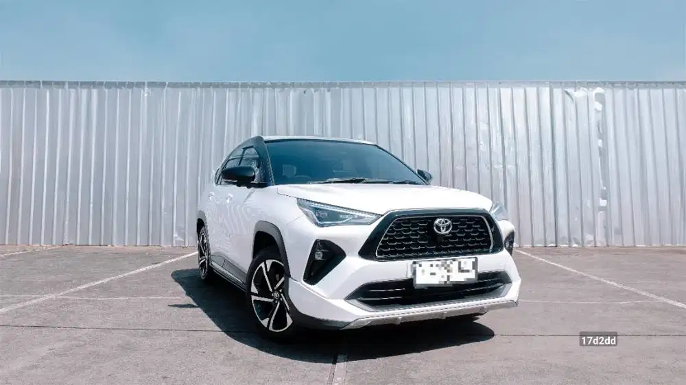 TOYOTA YARIS CROSS S 1.5 AT 2023 PUTIH - Bergaransi 1 Tahun