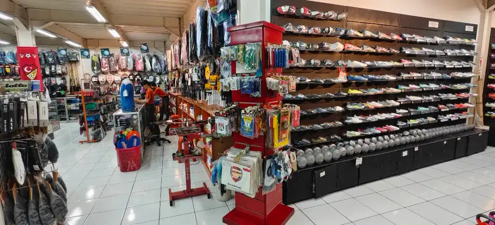 Cari Petugas / Tukang Parkir utk di halaman toko wajib berpengalaman