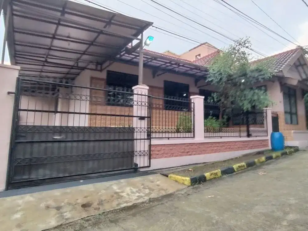 Disewakan rumah strategis cipta graha pasteur dkt Gunung Batu Sukajadi