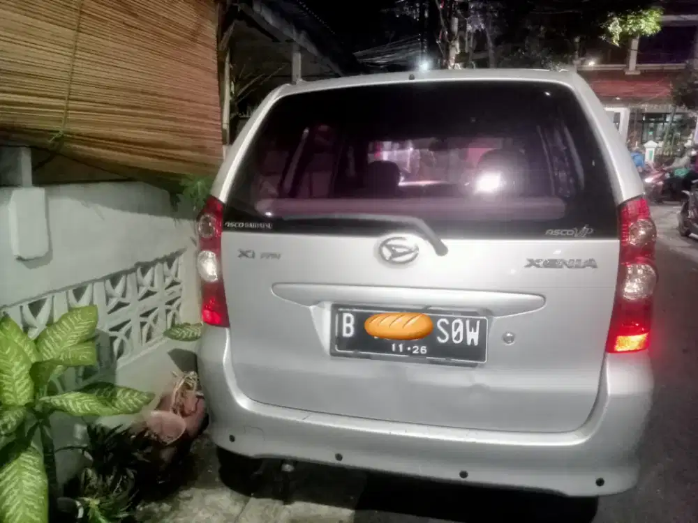 Di jual cepat Xenia xi 2011