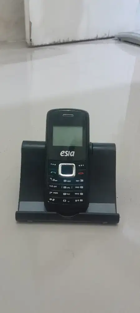 Jual hp jadul esia warna hitam gak bisa jauh-jauh