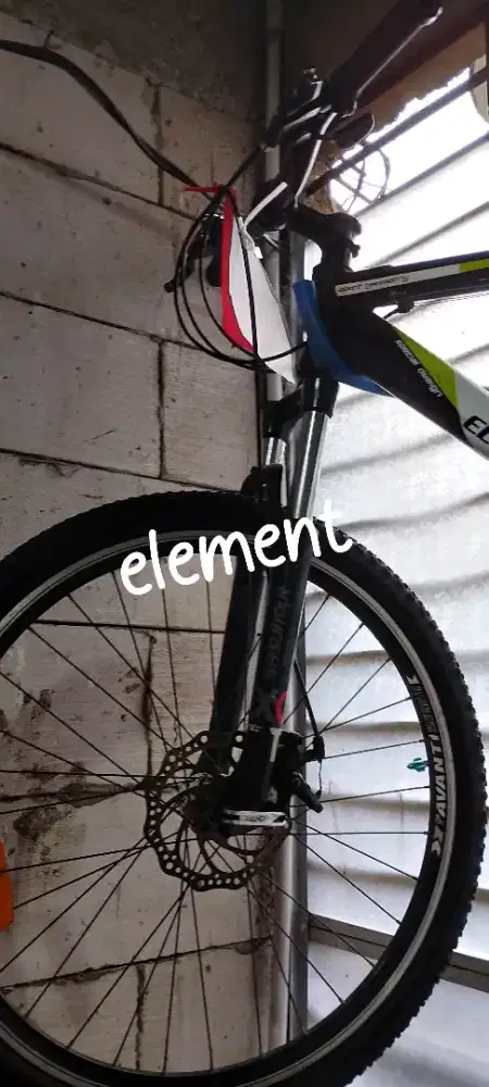 Sepeda MTB Element