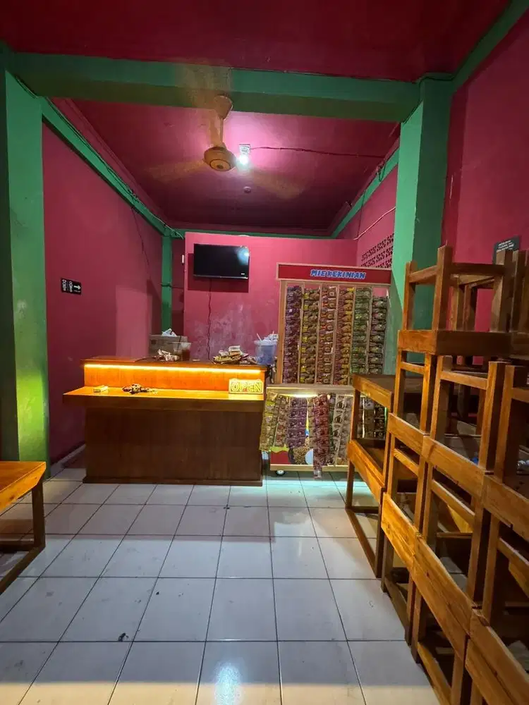 Meja cafe dan meja bar