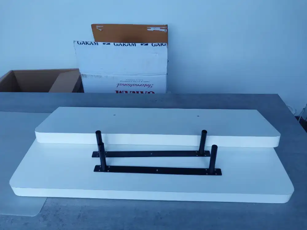Rak dinding Wall shelf IKEA