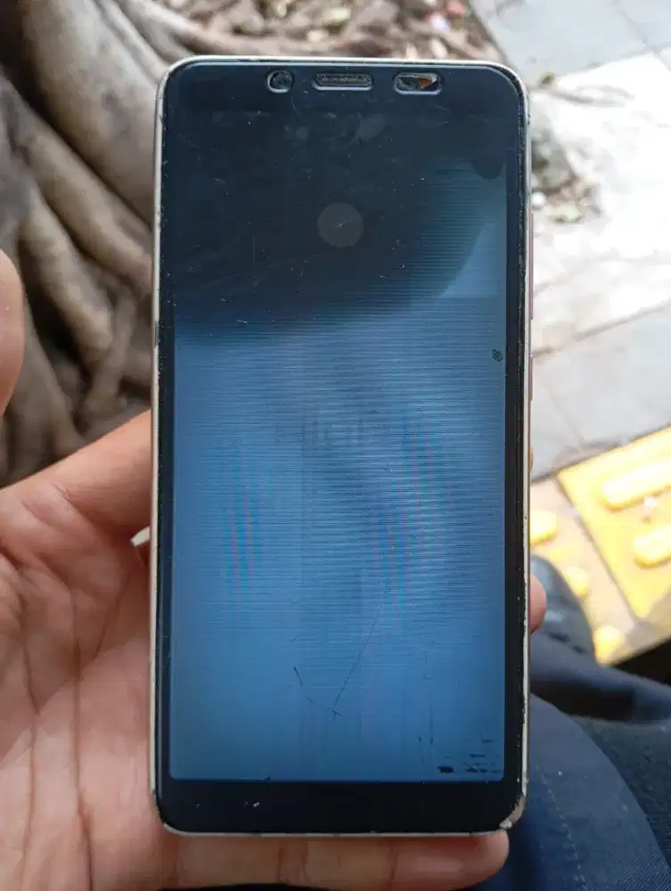 Redmi 6a 2/16 minus lcd batangan
