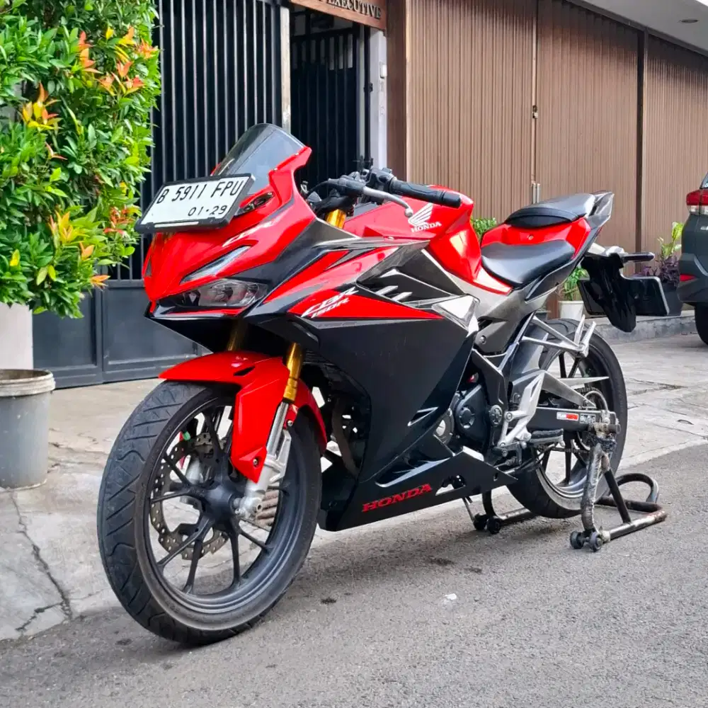 [KM RENDAH] All New Honda CBR 150 CC Facelift  Tahun 2024 ISTIMEWA