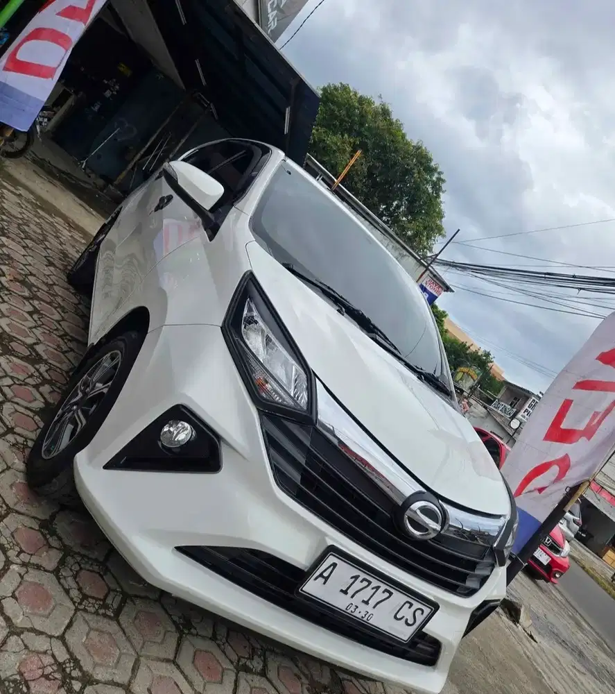 Tdp 10Jutaan New Sigra R MT Camera Mundur Warna Putih