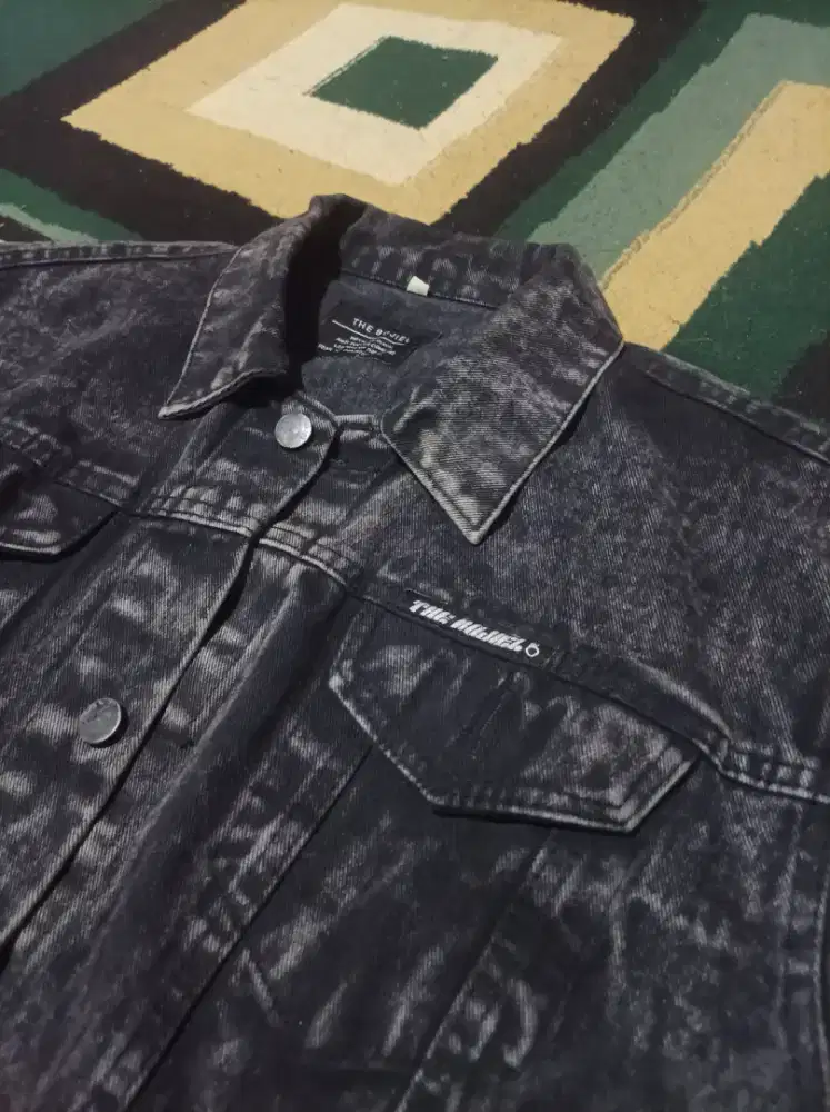 Jaket Denim Levis