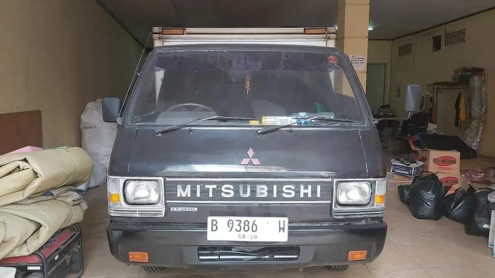L 300 2002 TERMURAH