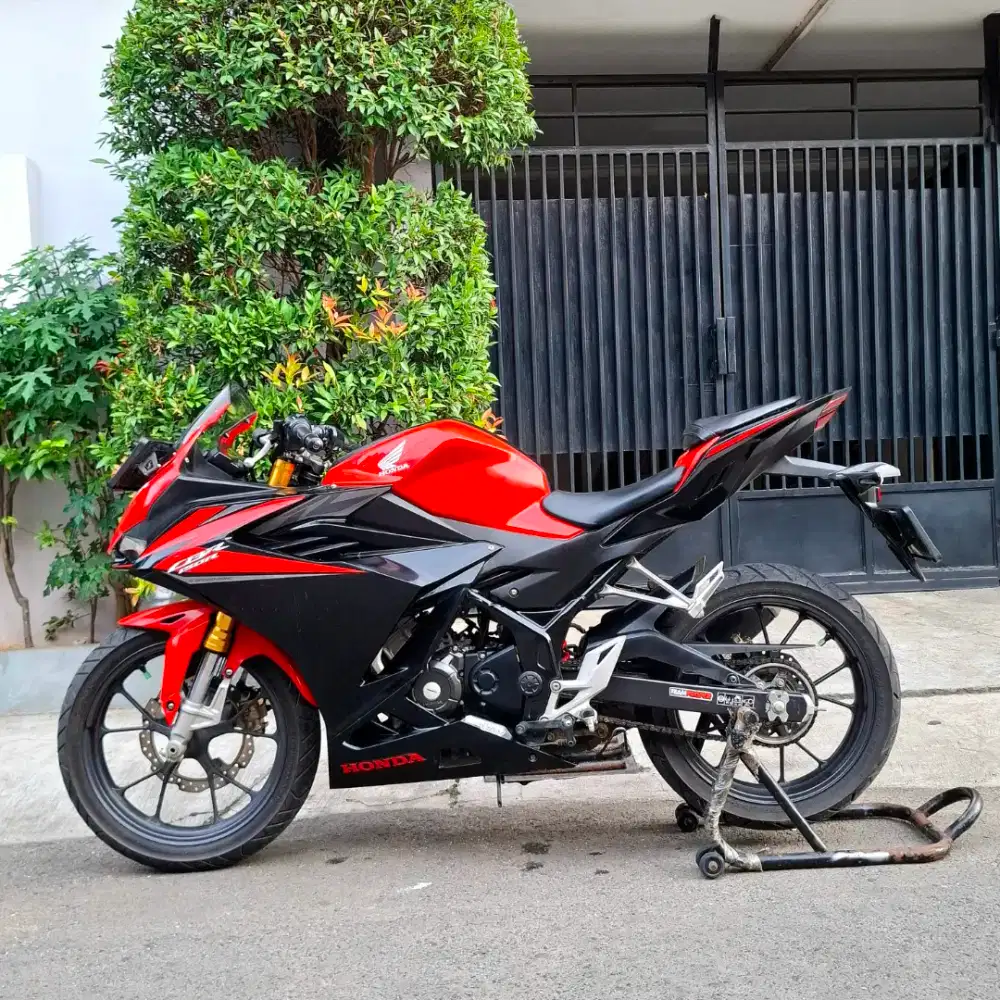 [KM RENDAH] All New Honda CBR 150 CC Facelift  Tahun 2024 ISTIMEWA