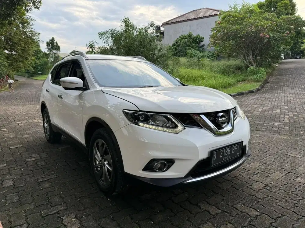 NISSAN XTRAIL 2.500 CC 2015 istiewa