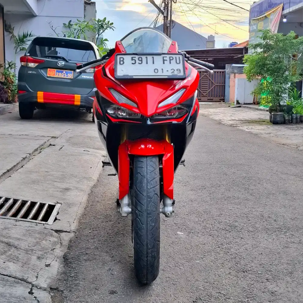 [KM RENDAH] All New Honda CBR 150 CC Facelift  Tahun 2024 ISTIMEWA