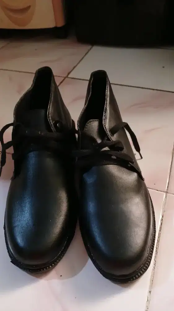 Sepatu buat tni polri atau sekolah kedinasan uk 41