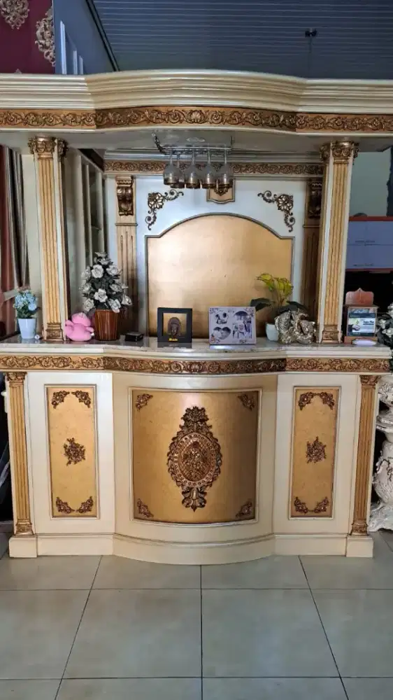 Minibar Ruang tamu