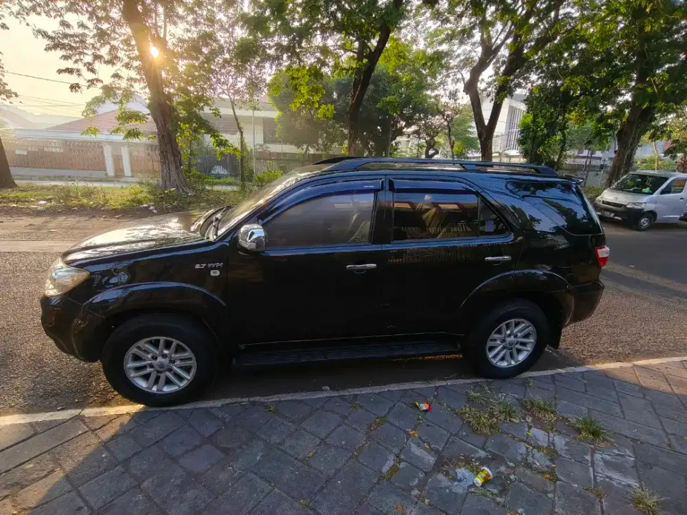 Toyota Fortuner 2.7 V 4x4 2011