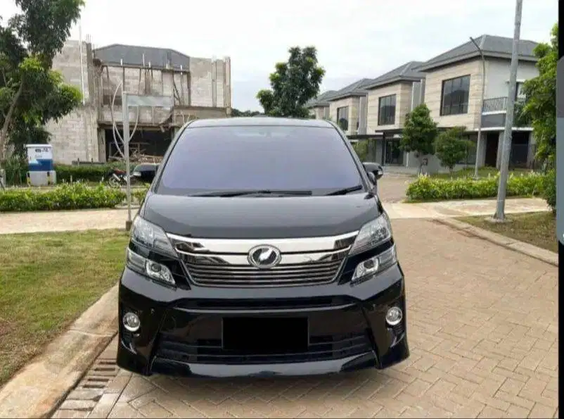 Toyota Vellfire 2.4 ZG Bensin AT istimewa