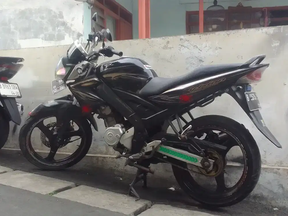 Yamaha vixion old tahun 2011