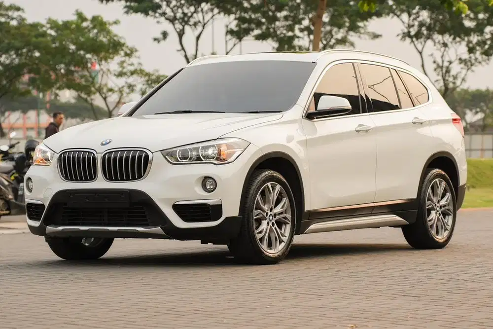 Muda Sukses! BMW X1 XLine 2020 Panoramic White gla200 320i c200 a200