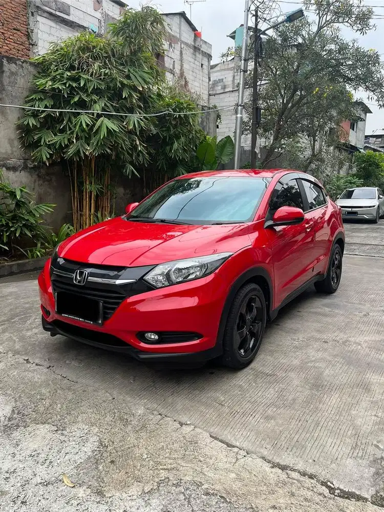 Honda HRV Automatic 2015 low KM istimewa
