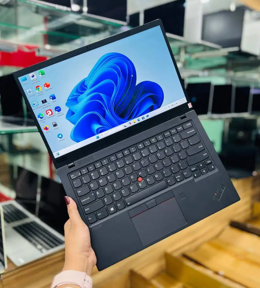Lenovo ThinkPad X1 Carbon  Core i7-8550 RAM 16GB 13,3inch N-DC