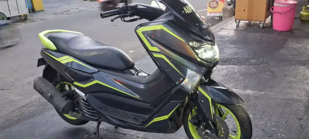 nmax 2017 mesin sehat body mulus bagus