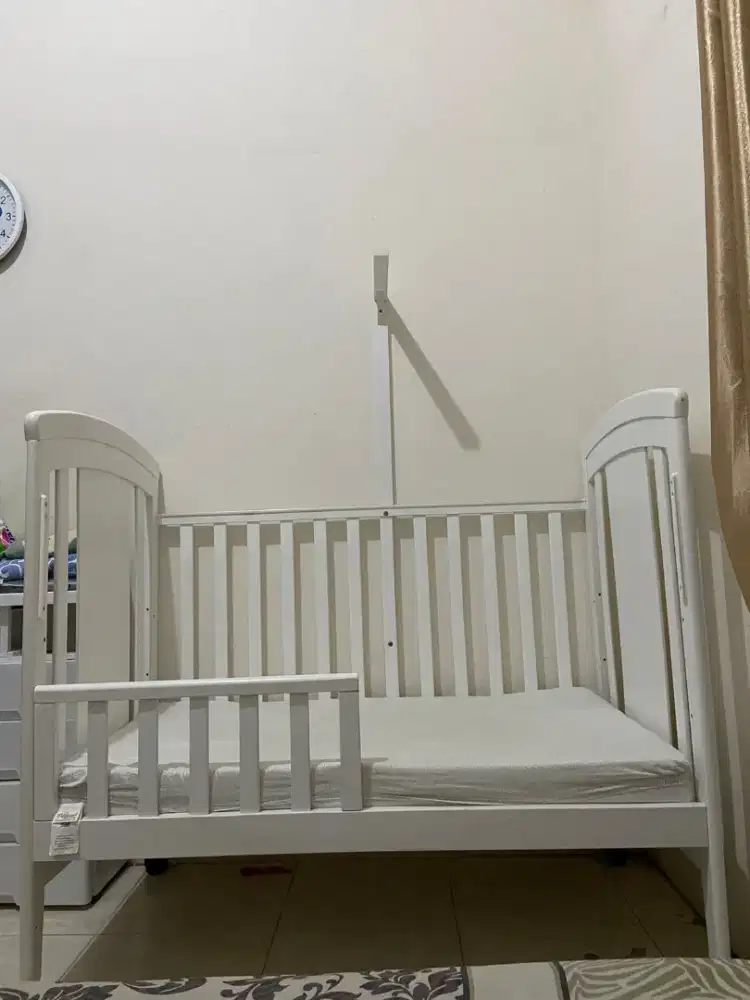 Di jual ranjang atau box bayi masih bagus