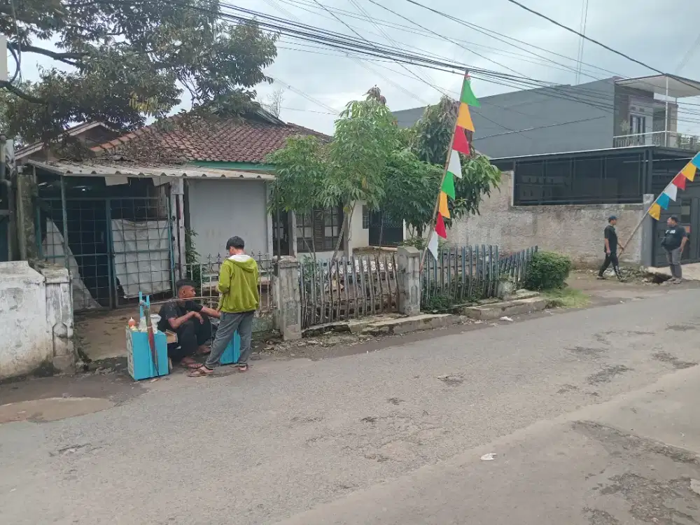 Tanah pinggir jalan strategis