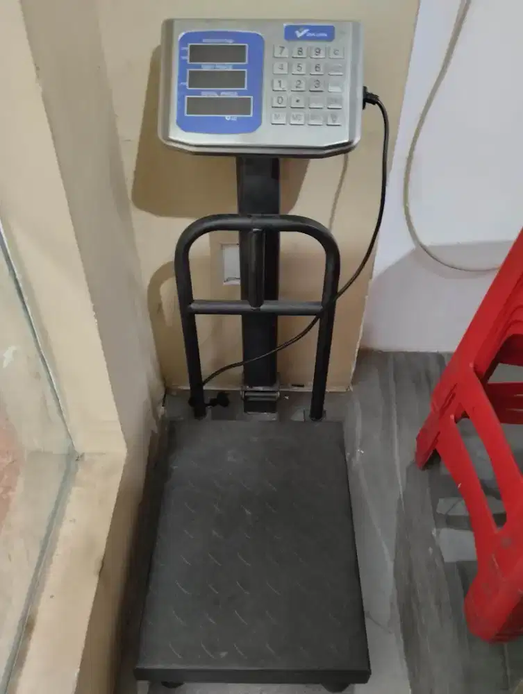 Timbangan Duduk Digital Kapasitas 100kg