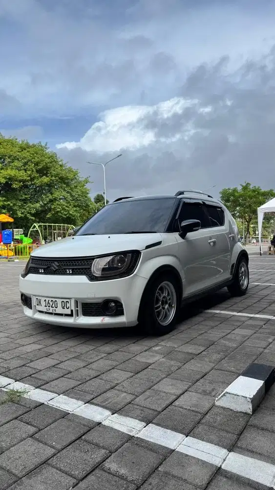 Di Jual Ignis Gx AGS 2017 Tipe Tertinggi Matic Putih Asli Bali