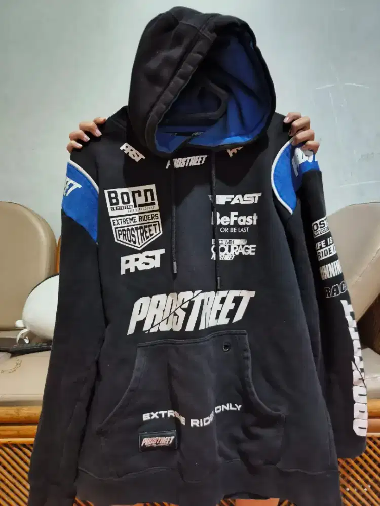 Jaket prostreet dan jaket cyberpunk