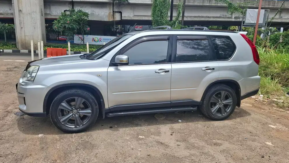 Nissan X-Trail 2013 Bensin
