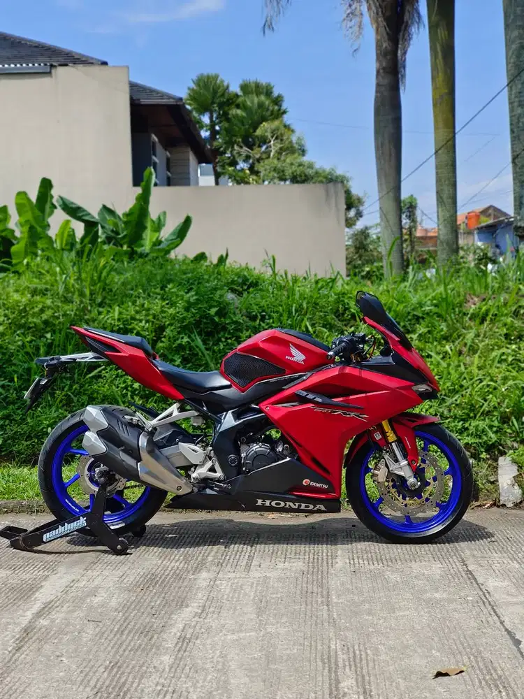 HONDA CBR 250RR ABS MERAH 2019 KM RENDAH PAJAK HIDUP NO MINUS