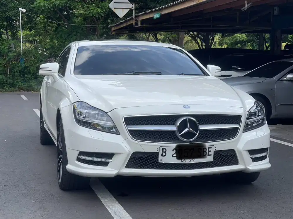 MERCEDES BENZ CLS350 2013 PUTIH DIJUAL CEPAT TERMURAH