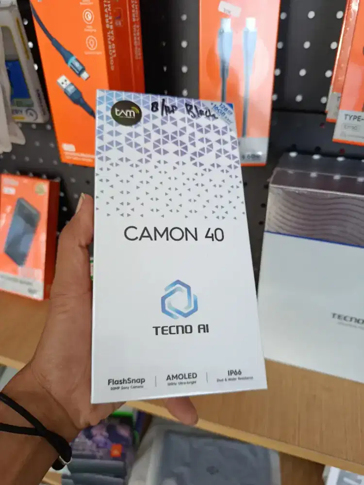 Tecno camon 40 Ram 8/256