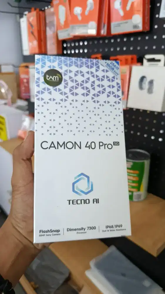 Tecno camon 40 pro 5g Ram 8/256