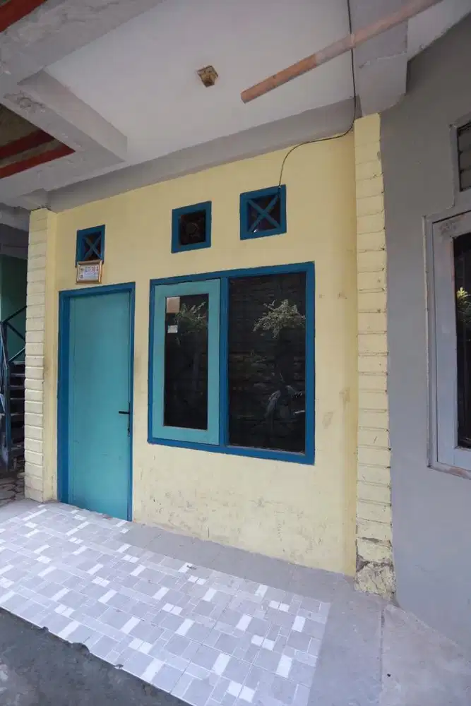 Kontrakan 1 Pintu Lokasi Cibubur Kelapa Dua Wetan