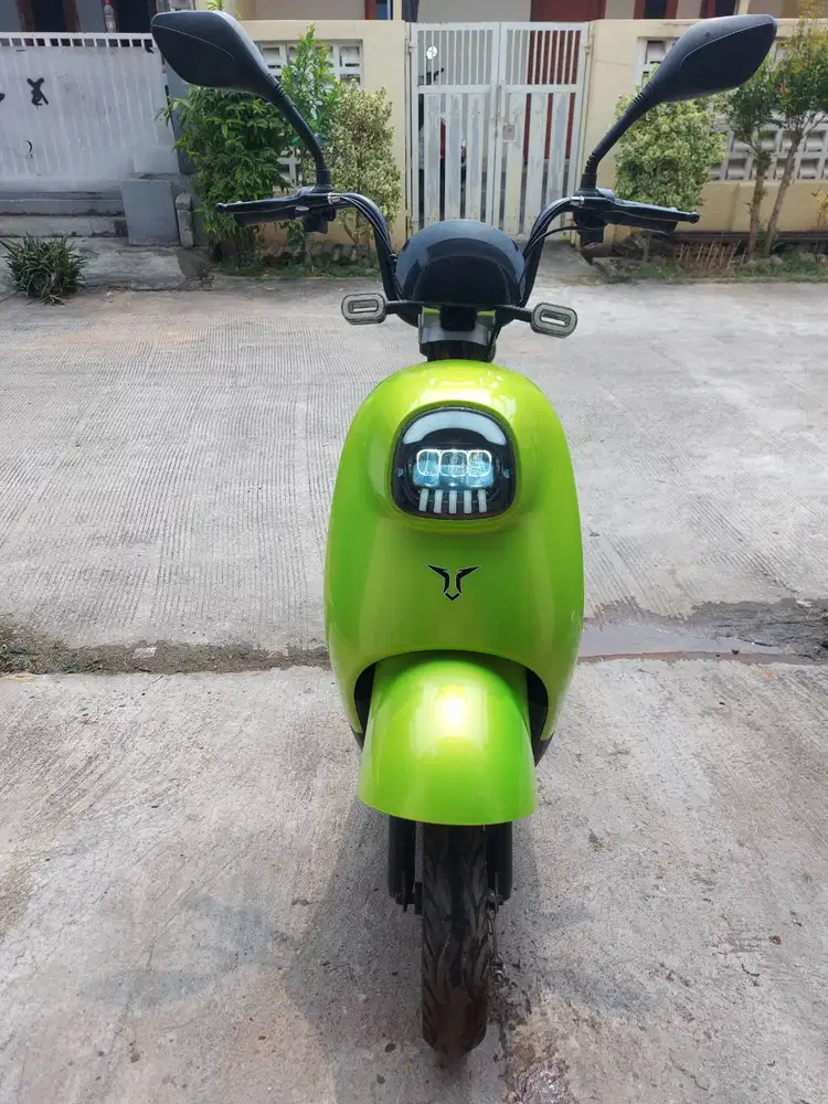 Sepeda Listrik Uwinfly U2S (Seperti Baru, Lengkap dan Ori)