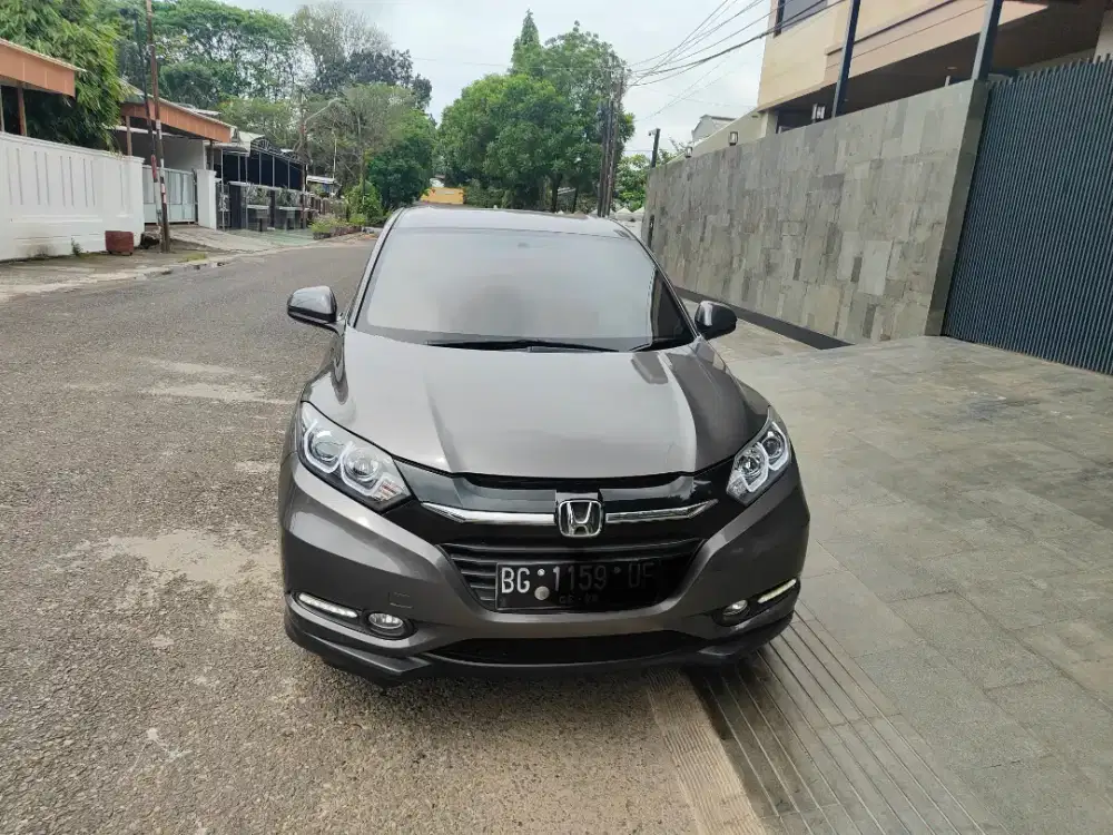 Honda HRV 1.5 S MT 2016 SOHC I-VTEC, 2016  KM Rendah Pemilik langsung