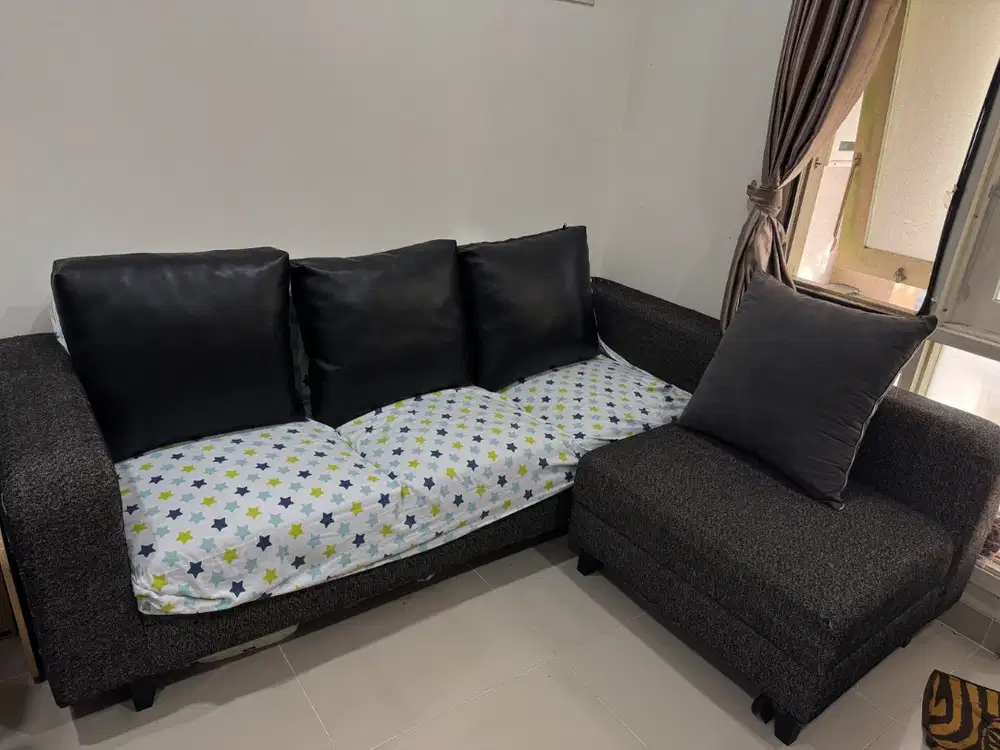 Dijual sofa bekas 4 seat