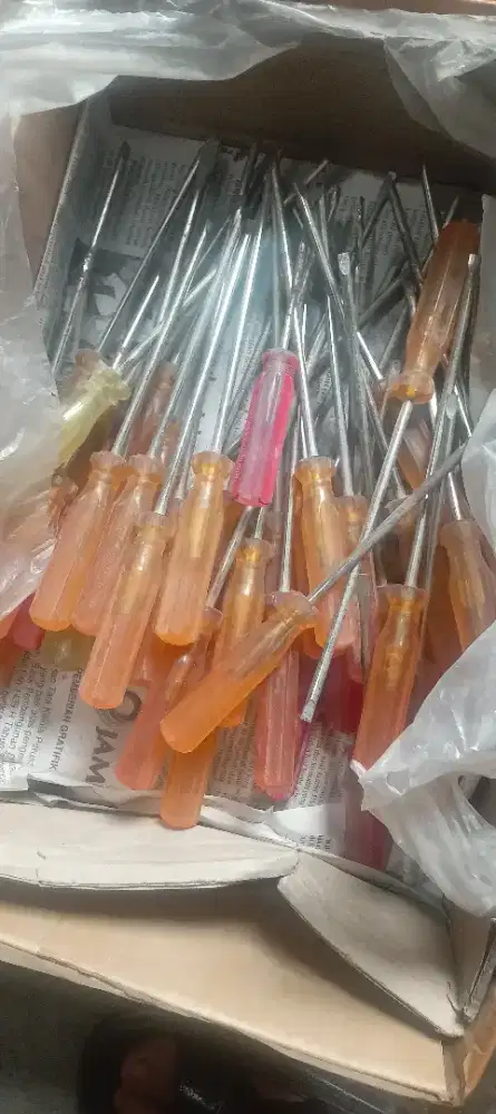 Di jual obeng min, butuh cepat