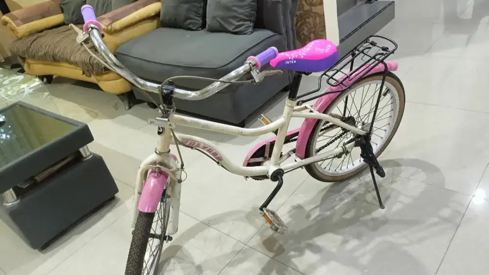 Sepeda anak Polygon ukuran 20