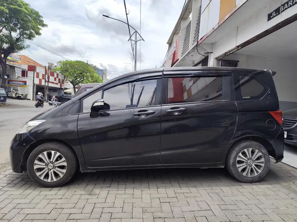 Honda Freed 2013 Bensin